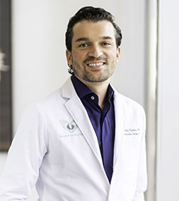 Dr. Jualin Escobar